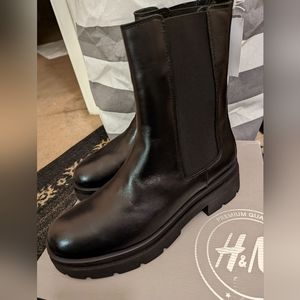 H&M Genuine Leather Chelsea Boots